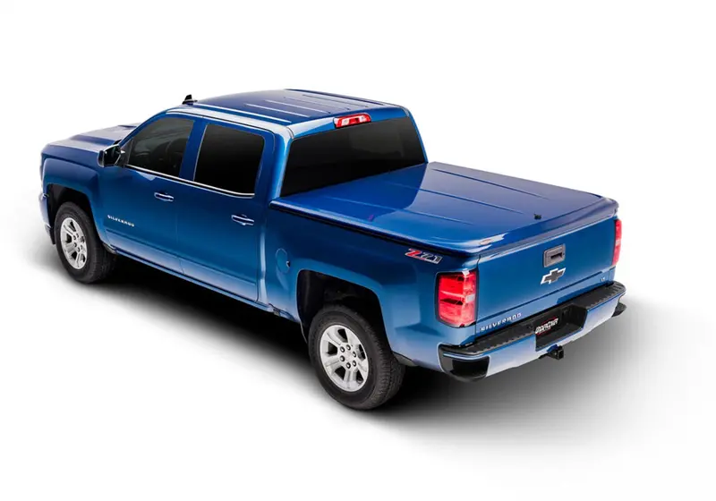 Undercover Lux Tonneau Cover – Carbonized Gray, Fits 2021–2022 Ford F-150 Crew Cab With 5.7-Foot Bed (Uc2206L-M7) 1